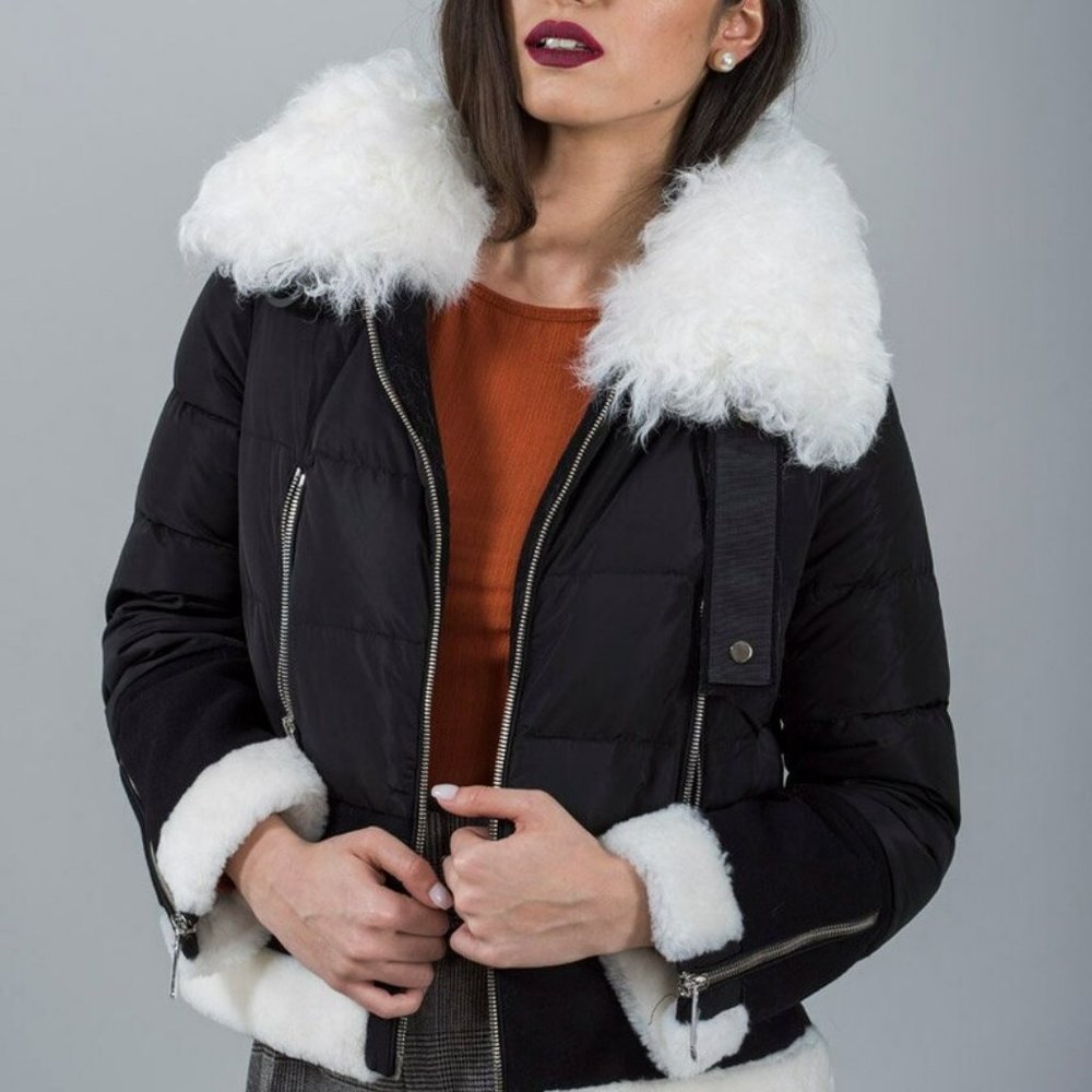 Karen Millen Coat with fur collar and trim